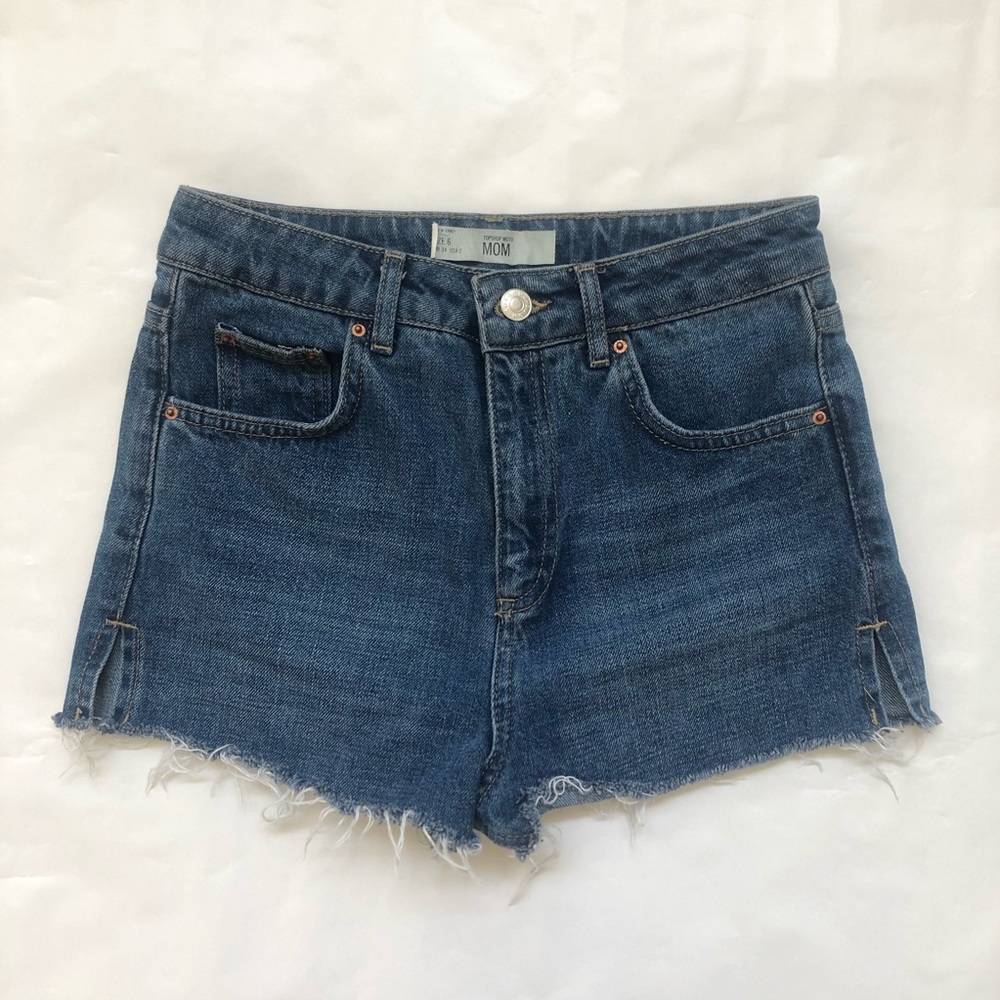 TOPSHOP High Waisted Mom Jean Shorts